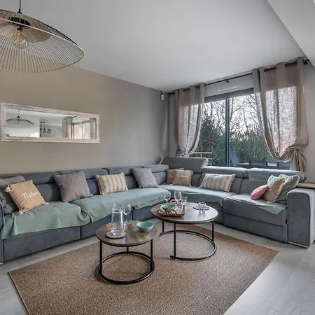 Maison Moderne Avec Jardin Pour 8 - * La Baule