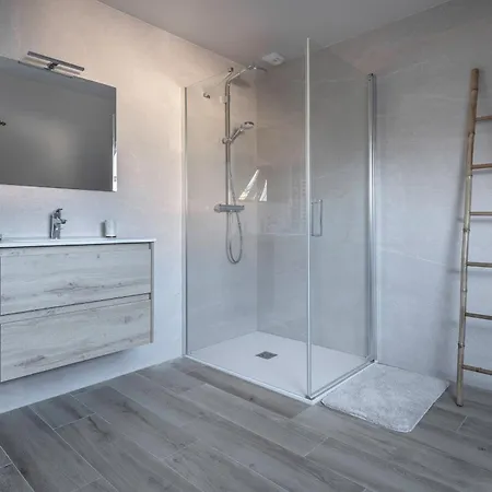 Сasa de vacaciones Maison Moderne Avec Jardin Pour 8 - *