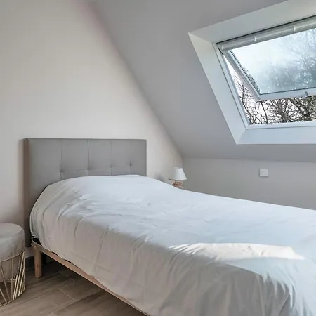 Maison Moderne Avec Jardin Pour 8 -