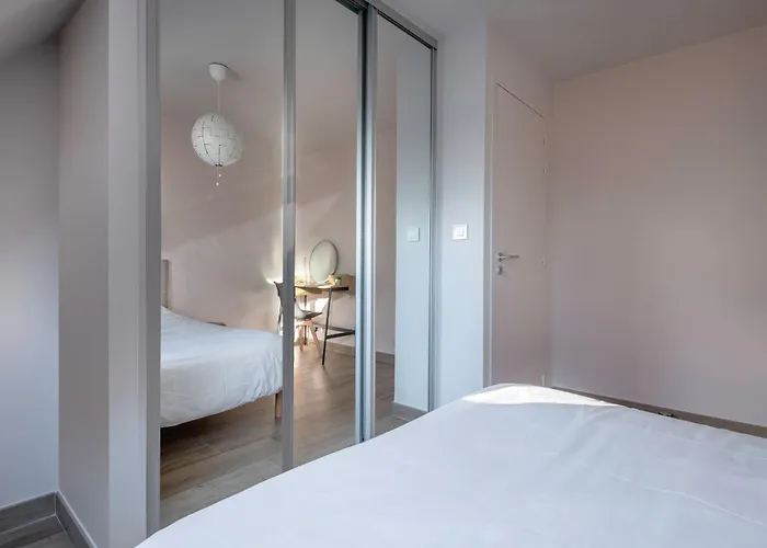 Maison Moderne Avec Jardin Pour 8 - La Baule