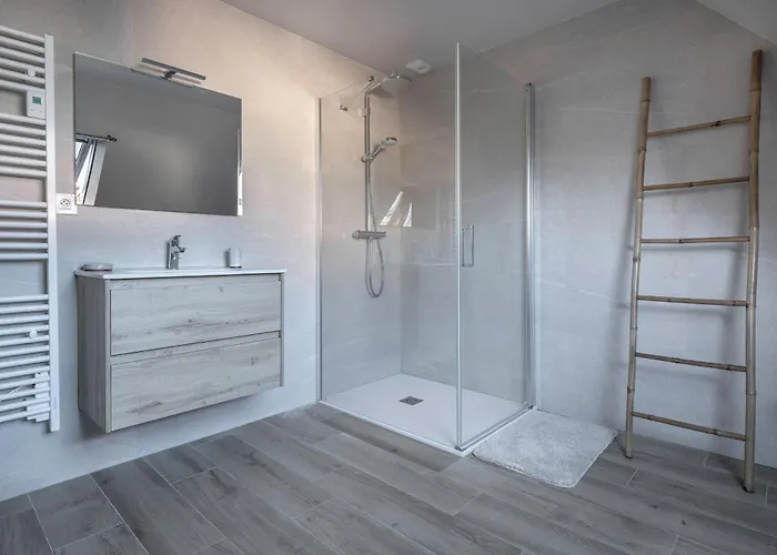 Holiday home Maison Moderne Avec Jardin Pour 8 - *