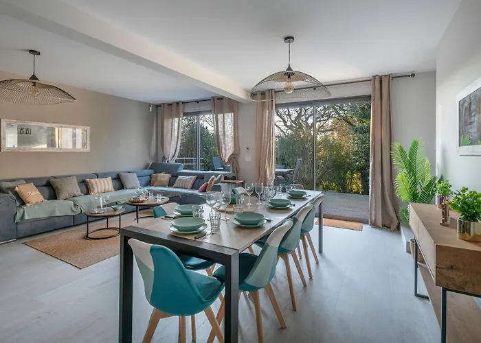 Maison Moderne Avec Jardin Pour 8 - Nyaraló La Baule