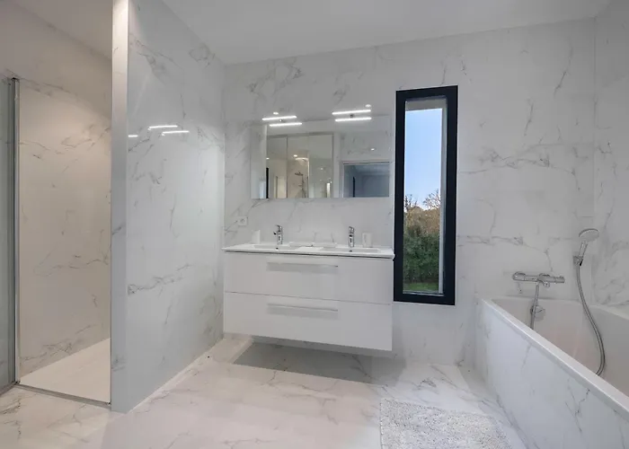 Nyaraló Maison Moderne Avec Jardin Pour 8 - La Baule