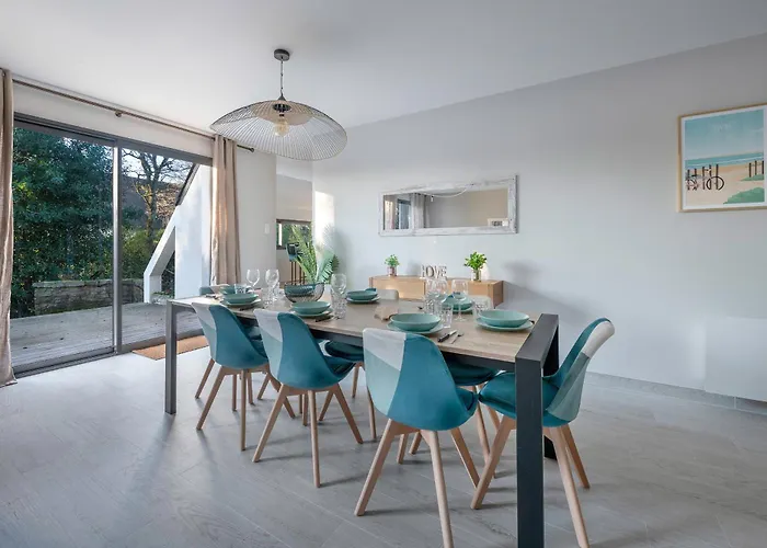 Maison Moderne Avec Jardin Pour 8 - *